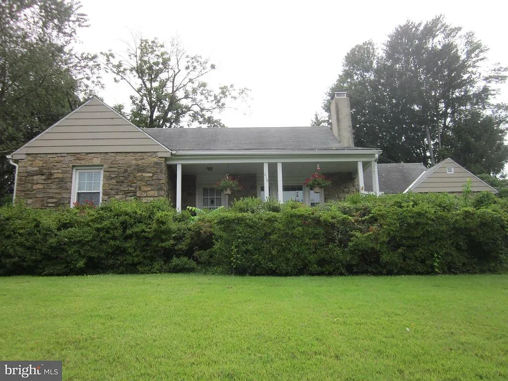 219 Taylorsville Rd photo 1