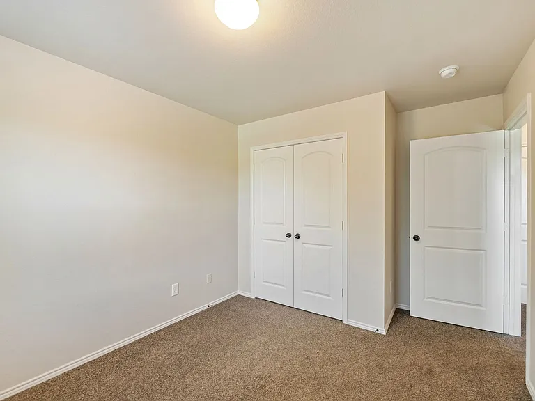 341 Orbit Dr — Photo 14