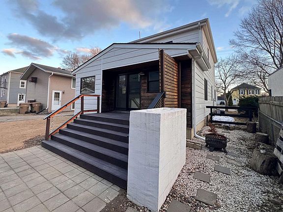 2nd image of 2720 Milwaukee Street