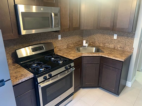 2nd image of 30-13 Broadway #2B