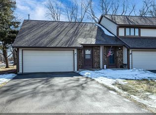 2895 W 4th St #2A, Appleton, WI 54914