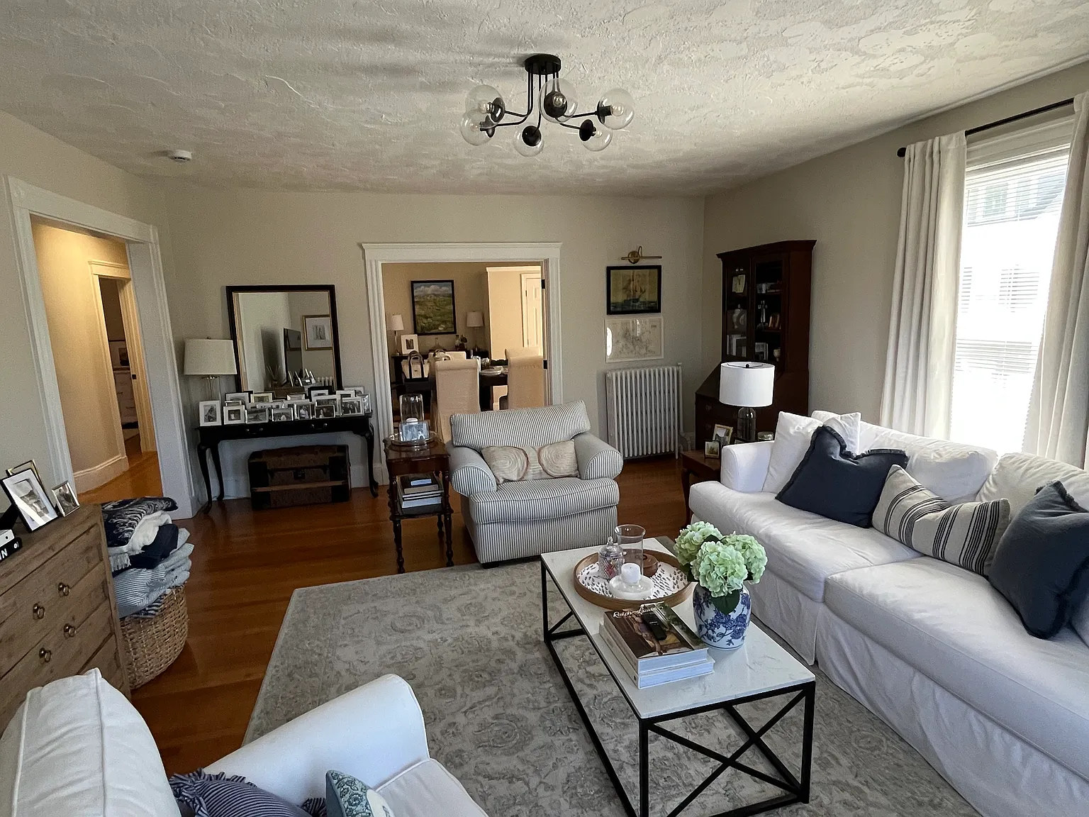 3 bed, 2000 sqft, $3,875 — Photo 2
