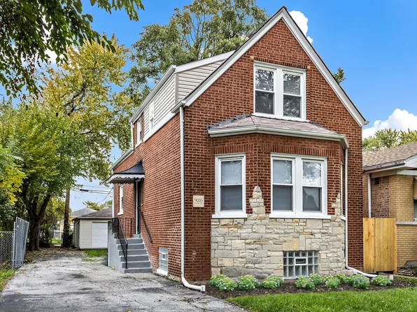 9035 S Wallace St, Chicago, IL 60620