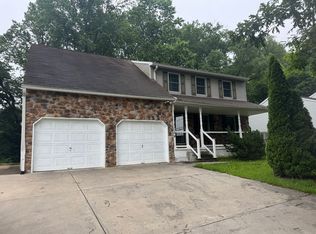 124 Mount Carmel Rd, Coatesville, PA 19320