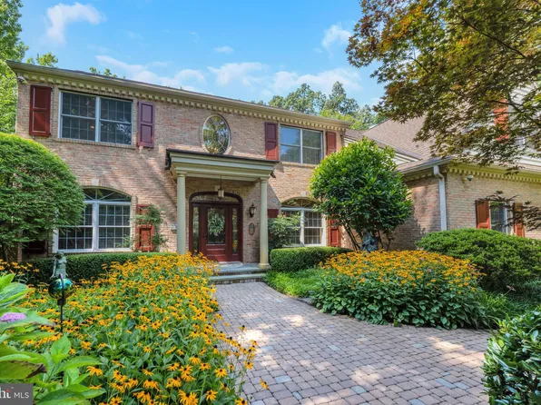 9 Cliff Ct, Sewell, NJ 08080