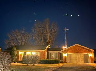 325 Butler Rd, Harrisburg, IL 62946