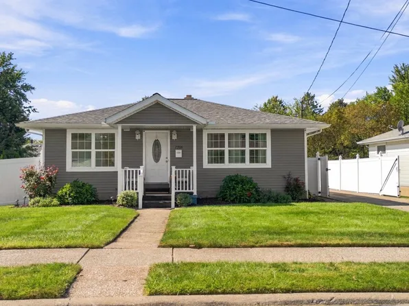 2914 Florence Ave, Erie, PA 16504