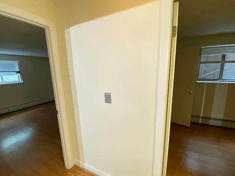 9 Myrtle St #4 — Photo 4