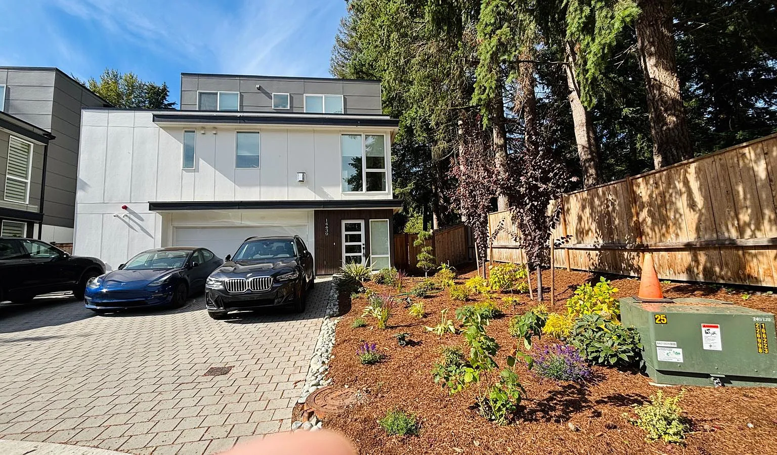 4 bed, 1834 sqft, $4,700 — Photo 2