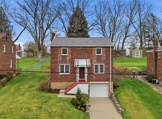 948 Rita Dr, Pittsburgh, PA