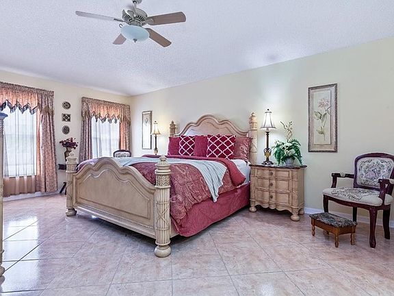 5th image of 1111 Murat Pl