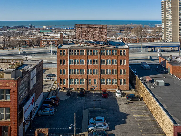 2820 Detroit Ave #101 — Photo 27