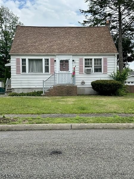 1st image of 5 Roy Ave