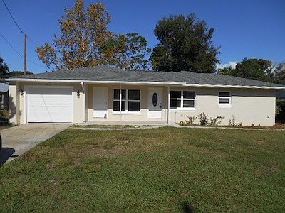 2nd image of 3835 Cactus Ln