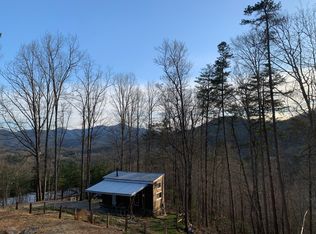 1030 Mountain Dr #B, Candler, NC 28715