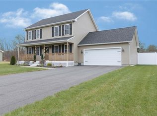 21 Rockcrest Ln, Johnston, RI 02919