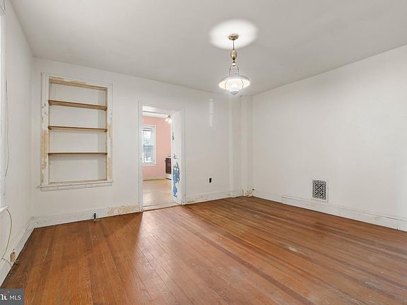 5th image of 564 S Bethlehem Pike