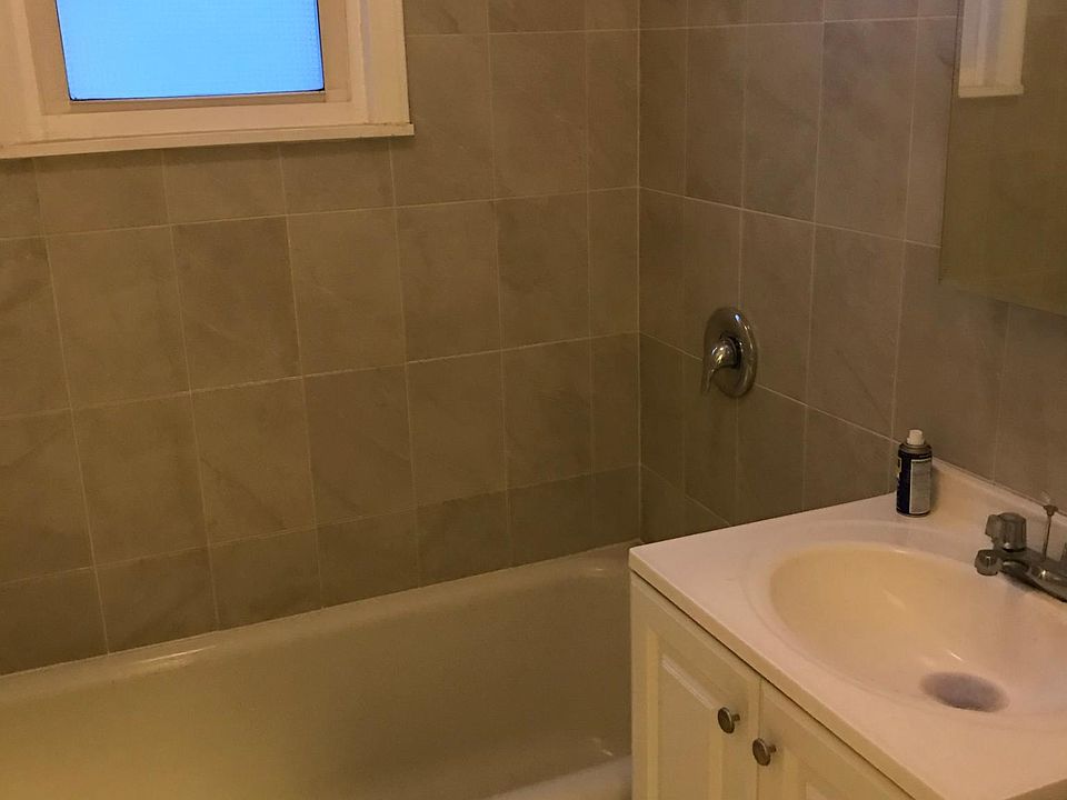 1st image of 326 Kerrigan Blvd APT 1R