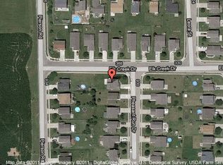 935 Pheasant Run Dr, Trenton, OH 45067