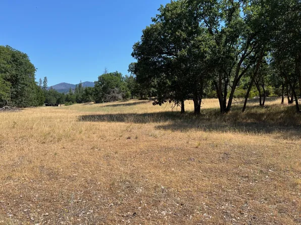 200 Creek Crossing Rd, Hayfork, CA 96041