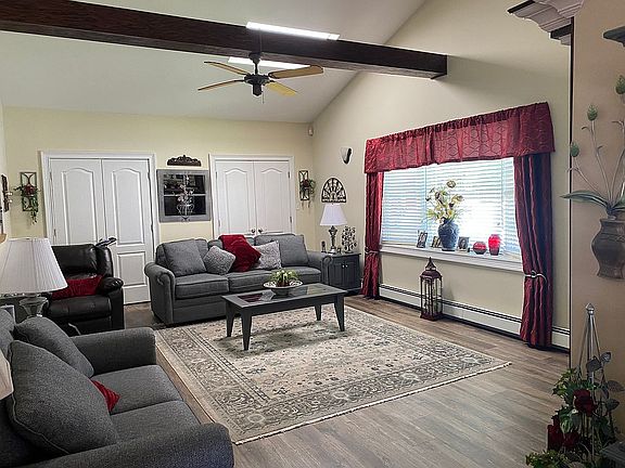 30x20 Family room 