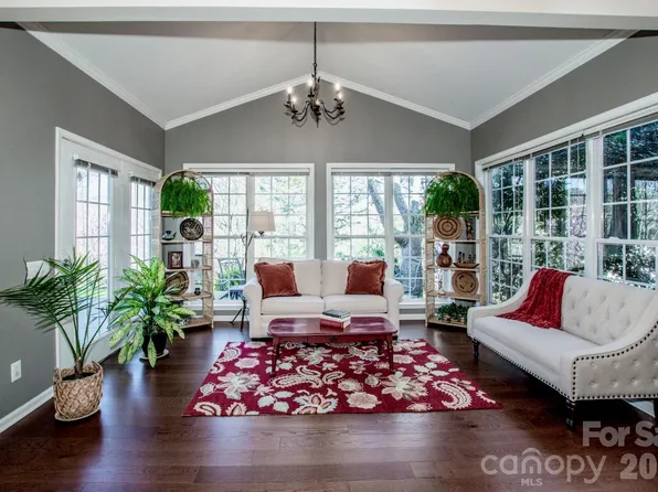 150 Coronilla Rd, Mooresville, NC 28115