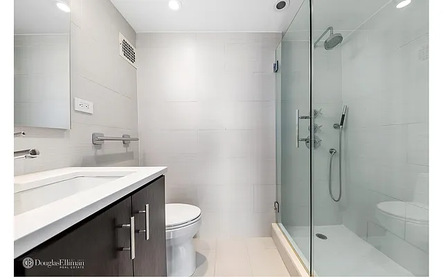 Sold by Douglas Elliman | media 6