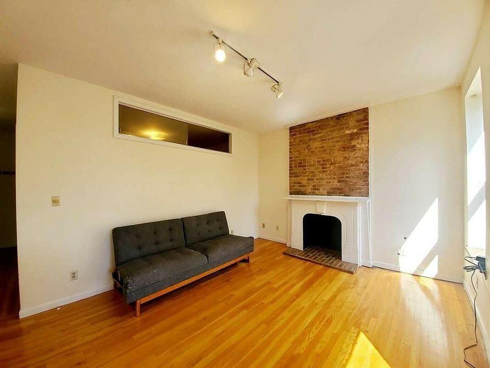 1st image of 71 Underhill Ave APT 3R