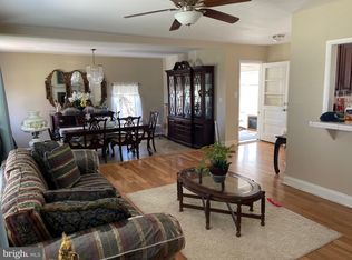 3521 Meadowdale Dr, Windsor Mill, MD 21244