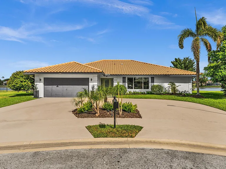 12502 Baywind Ct — Photo 47