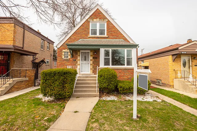 3232 W 83rd Pl photo 1