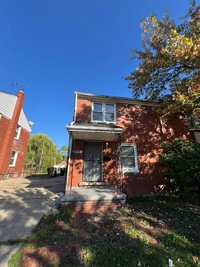 9016 Evergreen Ave — Photo 2