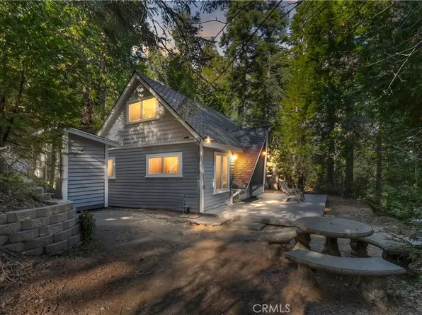 28999 Cedar Ter, Cedar Glen, CA 92321