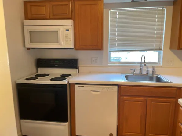 720 B E Minnesota Ave #B, Deland, FL 32724