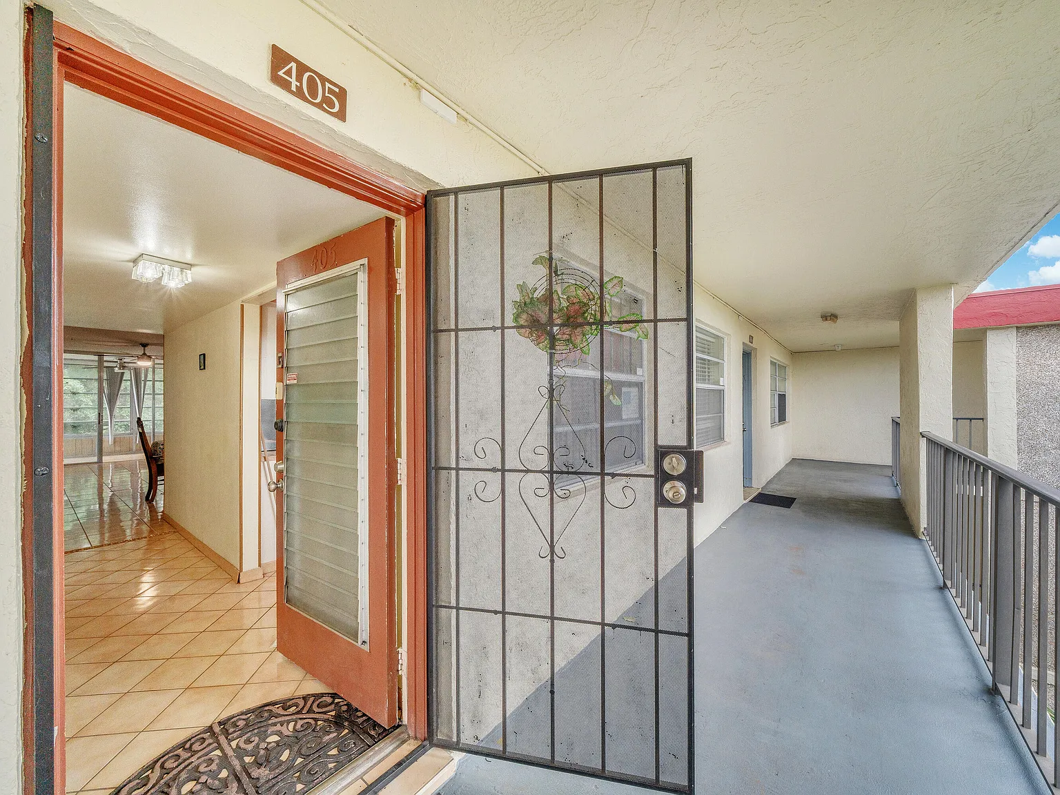 Cypress Chase Condominium Association "C" — Photo 3