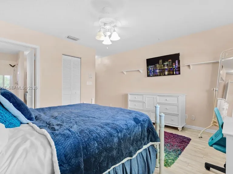 1333 SW 175th Way — Photo 24