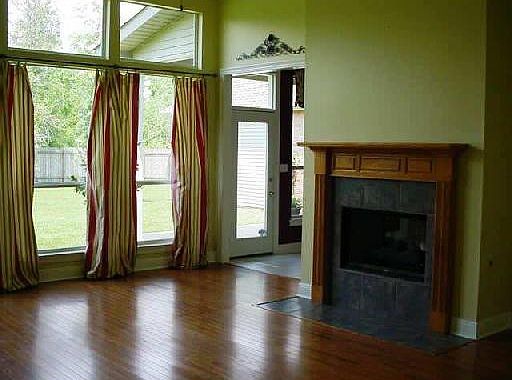 4th image of 36 Catalpa Trce