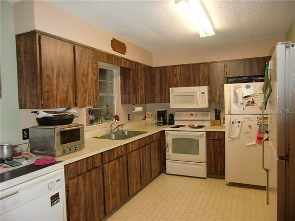 2nd image of 373 Shady Ln