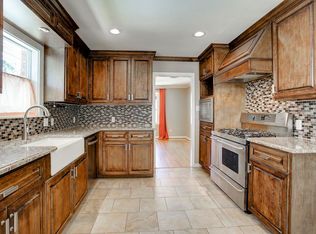 1907 De Milo Dr, Houston, TX 77018