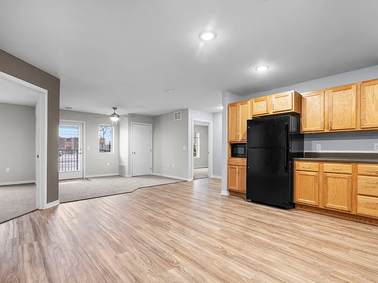 Coral North Apartments — Photo 13