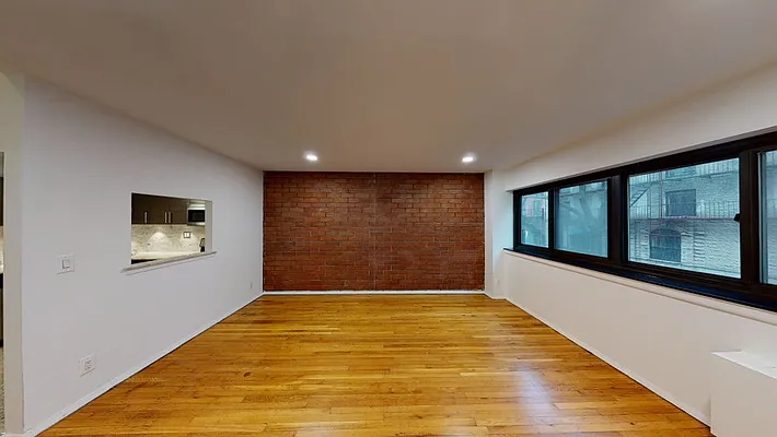 Rented by AZ REALTY NYC LLC | media 14