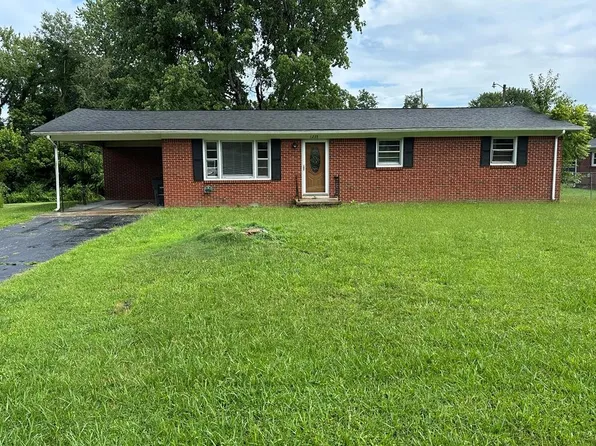 1238 Springdale Dr, Cookeville, TN 38501