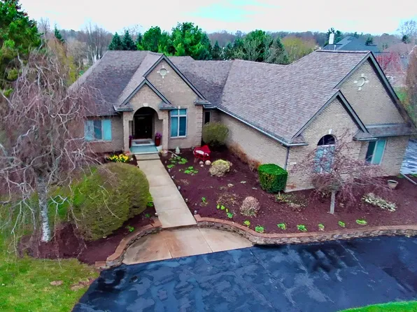1835 Brookview Dr, Saline, MI 48176