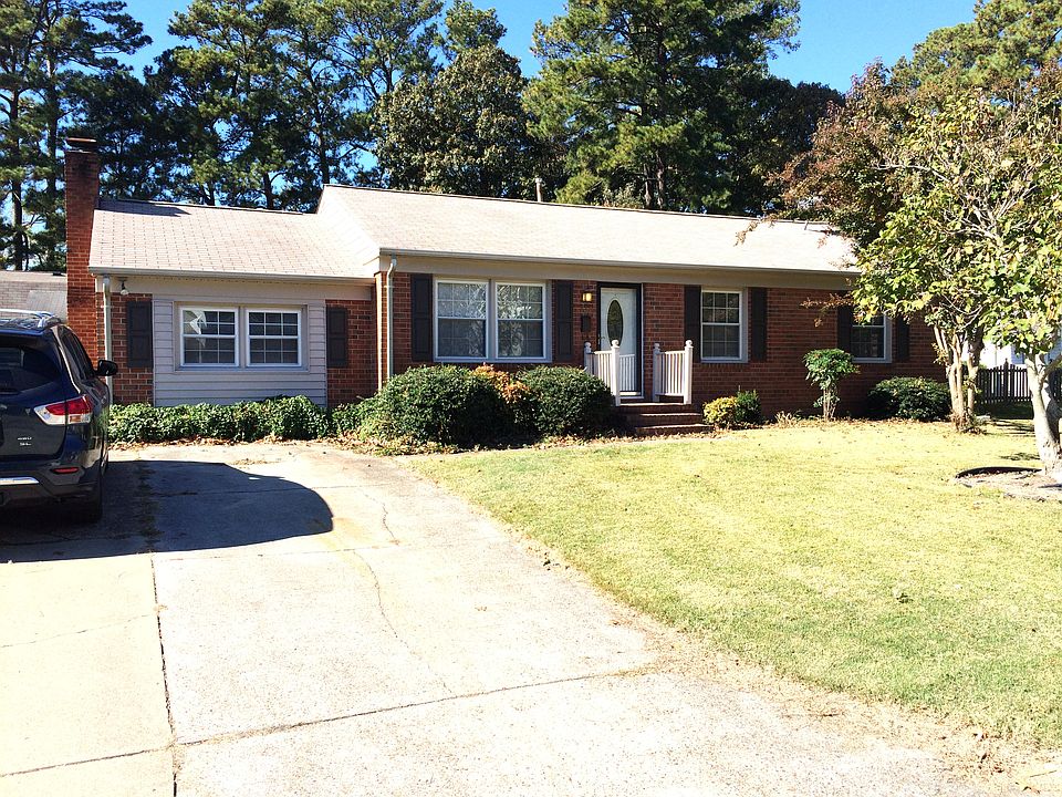 1st image of 427 Dora Dr