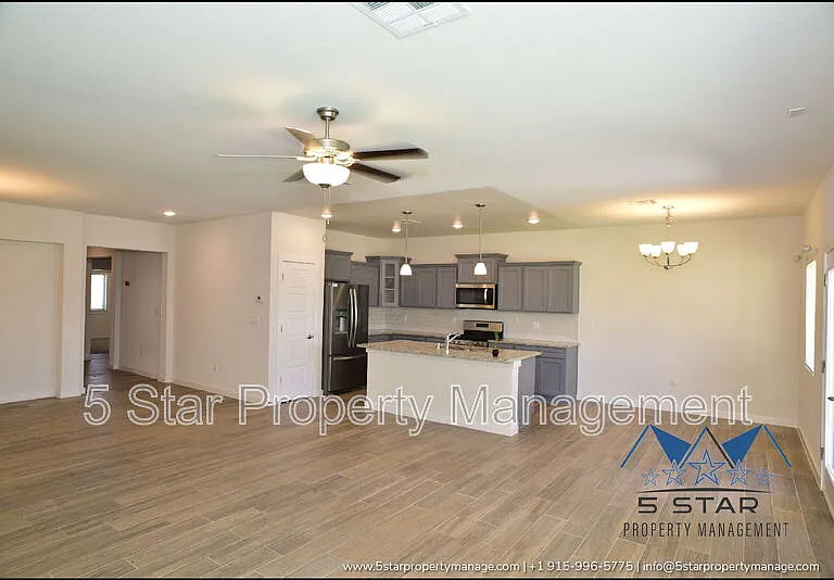 3545 Essence St — Photo 11