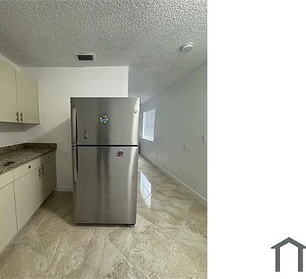 517 S F St #1 — Photo 6