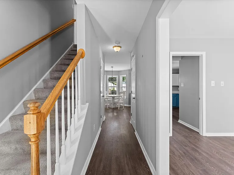 6912 Dartmouth Ave — Photo 3