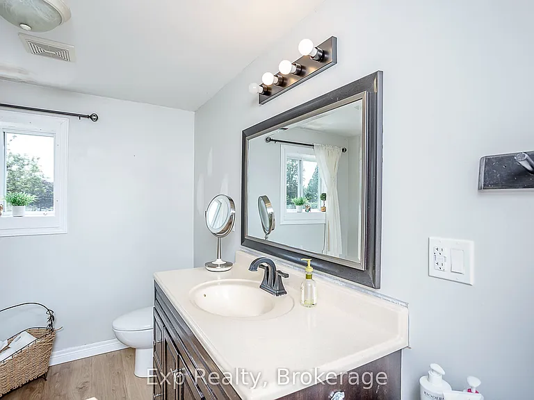 94 Latta Dr — Photo 11