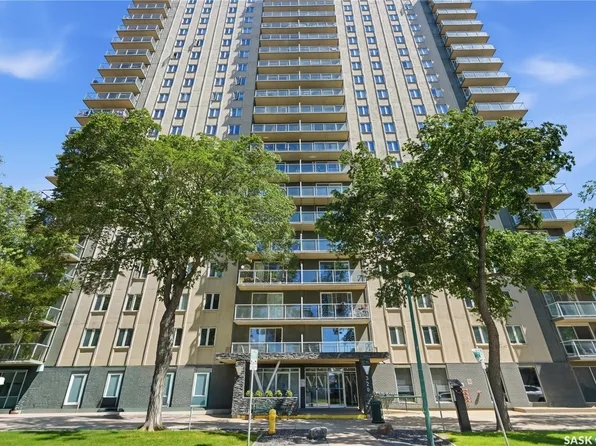 320 5th Avenue N #205, Saskatoon, SK S7K 2P5