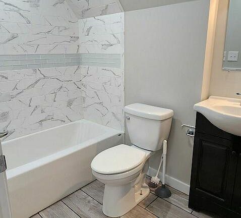 2nd floor bathroom